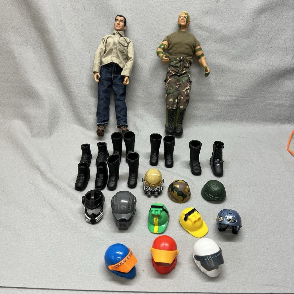 GI‎ Joe Combat Camo Duke 12" Action Figure 1992 W/ Other GI Joe Boots Helmets